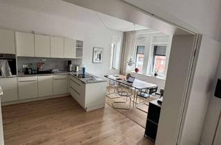 Wohnung mieten in Neuhäuser Straße 66, 33102 Paderborn, Sehr großzügige 2-Zimmer-Wohnung mit Wohnküche in kernsaniertem Altbau (KFW 70)
