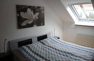 Wohnung mieten in 71263 Weil der Stadt, Attraktive, komplett möblierte 2-Zimmer-Dachgeschoßwohnung mit Balkon und herrlicher Aussicht