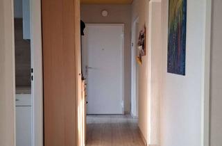 WG-Zimmer mieten in 65193 Wiesbaden, Helles und ruhiges Zimmer mit Balkon in Wiesbaden an der Grenze Nordost/Sonnenberg