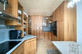Wohnung kaufen in 90768 Fürth, Gut geschnittene 3 Zi Wohnung mit Balkon in Burgfarrnbach