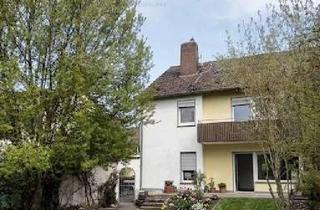 Mehrfamilienhaus kaufen in 34121 Wehlheiden, Wertbeständige Kapitalanlage: Gepflegtes Mehrfamilienhaus mit drei Wohneinheiten