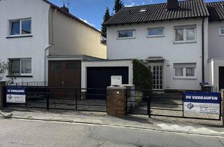 Haus kaufen in Breitestr 81, 67067 Maudach, Reihenendhaus auf großem Grundstück mit Hof und Garten.