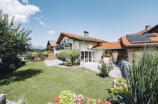Haus kaufen in 87561 Oberstdorf, Exklusiver Wohntraum in herausragender Lage - geprägt von einem spektakulärem Bergpanorama.