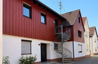 Haus kaufen in 60437 Harheim, Viel Raum für Ihre Wohnideen – charmantes Haus mit zwei Wohneinheiten in Frankfurt-Harheim