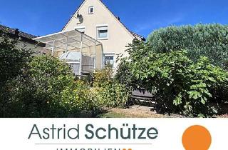 Haus kaufen in 33829 Borgholzhausen, Borgholzhausen-Zentrum: Toller Garten und gemütliches Haus an ruhiger Straße - perfekt für die Famil