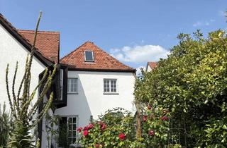 Haus mieten in Nürnberger Straße, 97348 Markt Einersheim, Wohnen mit Charakter: Großzügiges Einfamilienhaus in Markt Einersheim