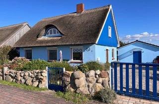 Einfamilienhaus kaufen in Saaler Straße, 18317 Saal, Einfamilienhaus mit Reetdach und Seeblick