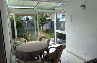 Reihenhaus kaufen in 73529 Schwäbisch Gmünd, Einziehen und Wohlfühlen: Renoviertes Reihenhaus mit Wintergarten und Garten in Bettringen