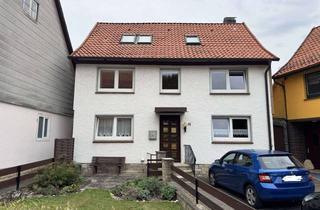 Einfamilienhaus kaufen in Kirchweg 11, 31195 Lamspringe, Viel Platz in Lamspringe: Einfamilienhaus mit acht Zimmern