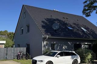 Doppelhaushälfte kaufen in 15366 Neuenhagen, Schöne Doppelhaushälfte in ruhiger Lage