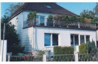 Haus kaufen in Hauptstrasse 17, 84189 Wurmsham, Zweifamilienhaus mit Dachterrasse, Wintergarten, 2 Garagen, Hauptstrasse 17, 84189 Wurmsham