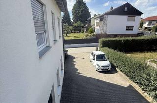 Haus mieten in Schlesierring 10, 84149 Velden, Alltagstaugliches Haus mit 7 Zimmern in Velden