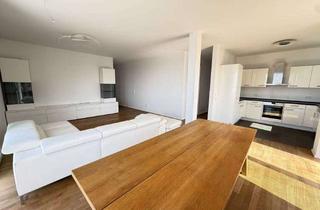 Penthouse kaufen in Konrad-Zuse-Straße 42, 60438 Frankfurt, Kapitalanlage! Vollmöbliertes Penthouse mit Skyline-Blick und großer Dachterrasse