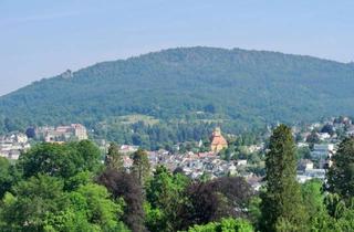 Wohnung kaufen in Herchenbachstraße 24, 76530 Innenstadt, Lichtdurchflutete 3-Zi-Wo mit unverbaubarem Panoramablick auf Baden-Baden
