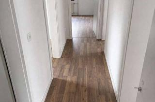 Wohnung mieten in Haigerseelbacher Str. 18, 35708 Haiger, Sanierte 3,5 Zimmer Wohnung mit Garten & Einbauküche in Haiger-Seelbach