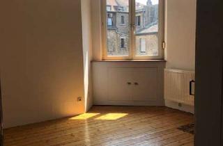 Wohnung mieten in 68169 Neckarstadt, 3er WG gesucht?! Liebevoll sanierte Altbauwohnung mit großer Wohnküche und zwei Balkonen!