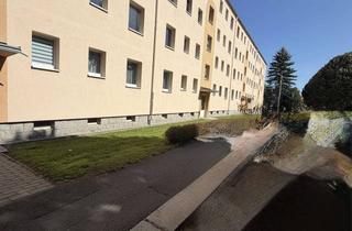 Wohnung mieten in Rathenaustraße 13, 08223 Falkenstein, Zuhause mit praktischem Grundriss in Falkenstein