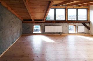 Wohnung mieten in 16259 Falkenberg, Wohnen mit Charakter: 3-Zimmer-Wohnung in historischem Ambiente