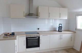 Wohnung mieten in Nordstr. 114, 42853 Innen, ++ KUSCHELIG IM DACHGESCHOSS MIT EINBAUKÜCHE ++