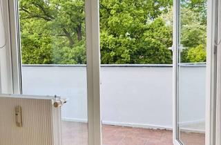 Wohnung mieten in Leuchtenburgstraße 20, 14165 Zehlendorf, Helle 1,5-Zimmer-Wohnung mit Balkon