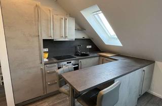 Wohnung mieten in 30982 Pattensen, Geschmackvolle teilmöblierte 1-Zimmer-Dachgeschosswohnung