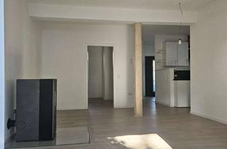 Wohnung mieten in St. Afra-Weg, 89601 Schelklingen, Schöne 2-Zimmer-Wohnung mit Terrasse, Einbauküche, Carport und eigenem Eingang – Bahnhof direkt gege