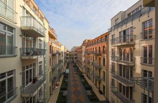 Wohnung mieten in Scharnhorststraße, 10115 Mitte, Helle und geräumige Wohnung mit drei Zimmern sowie Balkon und Einbauküche in Berlin Mitte
