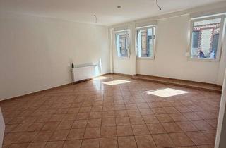 Wohnung mieten in Grabenstraße 51, 65439 Flörsheim, Renovierte 3-Zimmer Erdgeschosswohnung in Flörsheim