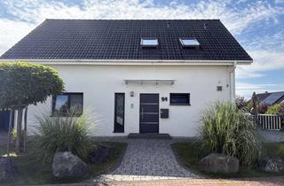 Einfamilienhaus kaufen in 35094 Lahntal, Modernes Einfamilienhaus mit PV-Anlage, Wallbox und Carport in Lahntal-Sterzhausen
