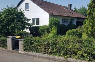 Haus kaufen in 74081 Klingenberg, Wohnhaus mit Zwei-Zimmer-Einliegerwohnung in sehr schöner Süd-Wohnlage mit Fernsicht