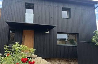 Haus mieten in 97337 Dettelbach, Viel Freiraum: Einfamilienhaus in Euerfeld
