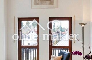 Wohnung kaufen in Groschenweg 28, 81825 München, Helle 2-Zimmer-Dachgeschosswohnung in München-Trudering