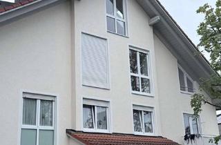 Wohnung kaufen in 82008 Unterhaching, Maisonette mit Gartenblick und Studio-Charme, über zwei Etagen