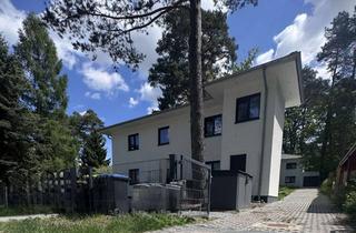 Wohnung mieten in Heinrich-Böll-Straße, 16515 Oranienburg, Natur Pur!!! Wunderschöne 3 Raum - Wohnung mit Balkon direkt am Wald ️