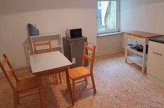 Wohnung mieten in 78462 Konstanz, Kleine Wohungung für Studentin: Wohnen für Hilfe