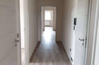 Wohnung mieten in Industriestr., 42499 Hückeswagen, Renovierte Dachgeschoss-Wohnung mit Gartennutzung