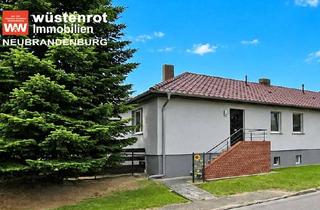 Doppelhaushälfte kaufen in 17389 Anklam, WOHNEN AUF EINER EBENE: DOPPELHAUSHÄLFTE MIT KAMINOFEN + VOLLKELLER + GARAGE + STALL