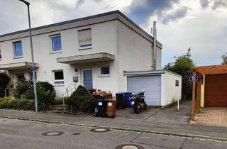 Haus kaufen in Rosmarinweg 15, 88662 Überlingen, Großzügiges Familienhaus mit Garten und Garage in Überlingen/Burgberg