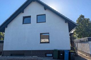Haus mieten in 31188 Holle, Haus in Holle (31188), vollständig renoviert und saniert, Doppelgarage, Garten, Vollkeller, Kamin