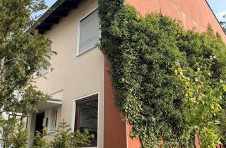 Anlageobjekt in 64342 Seeheim-Jugenheim, +++ Zentral und ruhig wohnen, nur wenige Schritte vom Wald entfernt - Haus im Dornröschenschlaf +++