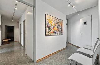 Gewerbeimmobilie kaufen in 45468 Mülheim, Solide Kapitalanlage: Vermietete Praxisfläche mit ca. 159 m² und 5 Stellplätzen