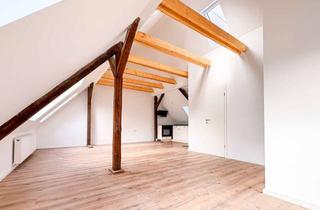 Wohnung kaufen in 24113 Gaarden-Süd, Kiel - Nähe Vieburger Gehölz - Neu ausgebautes und vermietetes Dachgeschoss im Erstbezugszustand