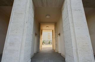 Wohnung kaufen in Strausberger Platz, 10243 Friedrichshain, Großzügige 3-Zimmer-Wohnung im 5. OG am Strausberger Platz