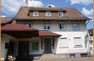 Wohnung kaufen in 77736 Zell, Großzügige 4-Zimmer-Eigentumswohnung mit Stellplatz in gepflegtem Wohn- und Geschäftshaus !