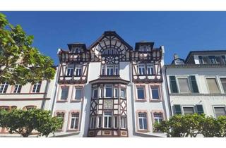 Wohnung mieten in 61348 Bad Homburg, Wohnen mit Charakter! Großzügige 4 Zimmer-Dachgeschosswohnung in stilvollem Altbau