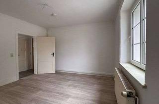 Wohnung mieten in Am Haupttor 10, 06237 Leuna, Klein und zentral, perfekt als Zweitwohnung