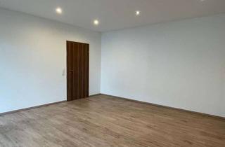 Wohnung mieten in Parkstraße 10, 33154 Salzkotten, Erdgeschosswohnung mit eigenen Garten zu vermieten!