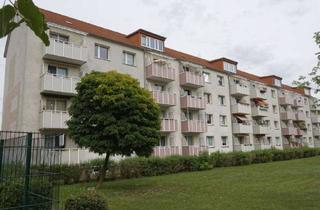 Wohnung mieten in Baumschulenweg 45, 15236 Jacobsdorf, 3-Raum-Wohnung, Küche und Bad mit Fenster, Balkon