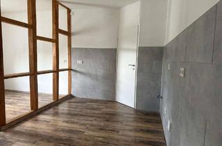 Wohnung mieten in Meggener Straße, 57368 Lennestadt, Große 4-Zimmer-Wohnung im Zentrum von Lennestadt-Meggen