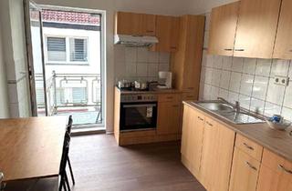 Wohnung mieten in Hannoversche Straße 149, 30823 Garbsen, Modernisierte 2,5-Zimmer-Wohnung mit Balkon - voll möbliert in Altgarbsen